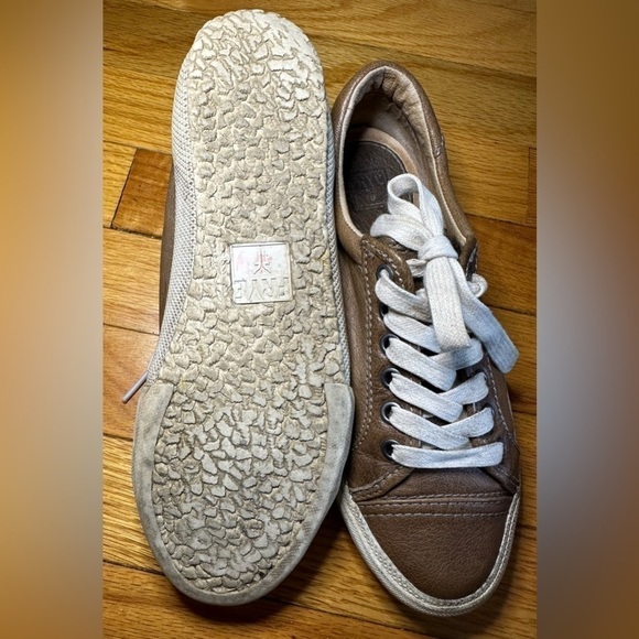 Frye - Women’s Kira Low Top Lace Up Leather Shoes - Picture 8 of 8